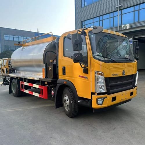 รถบรรทุกกระจายยางมะติน